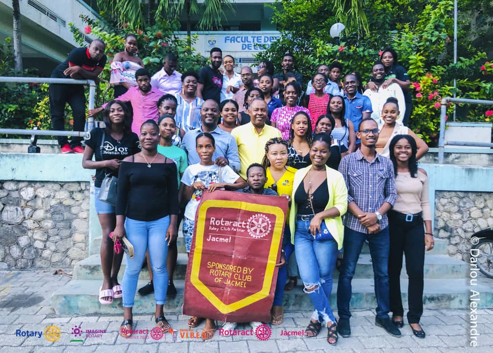 L’importance de la langue des signes dans le milieu socio-éducatif haïtien avec le Rotaract Club de Jacmel